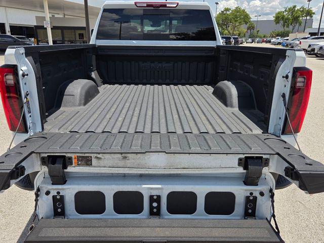 2026 GMC Sierra 2500HD Crew Cab, Standard Bed, Denali, 4WD