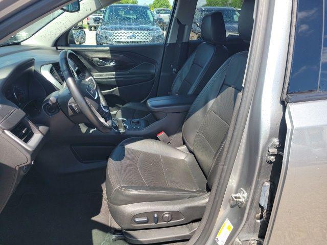 2024 GMC Terrain AWD SLT