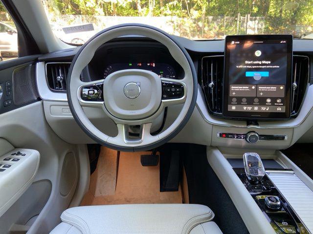 2026 Volvo XC60 Plug-In Hybrid Ultra, T8 AWD Electric/Gasoline, Dark