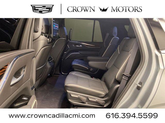 2024 Cadillac Escalade 4WD Premium Luxury