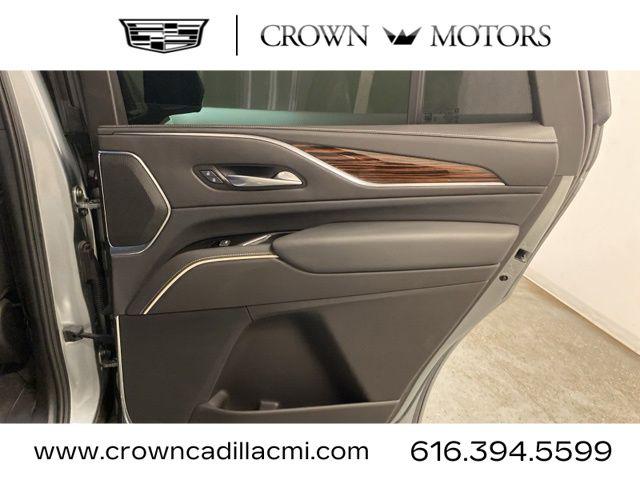 2024 Cadillac Escalade 4WD Premium Luxury