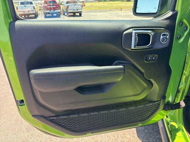2025 Jeep Wrangler 2-Door Willys 4x4