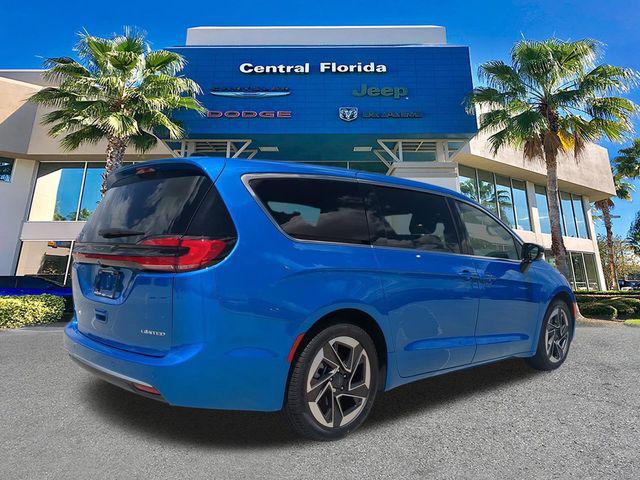 2027 Chrysler Pacifica Limited