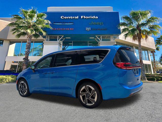 2027 Chrysler Pacifica Limited