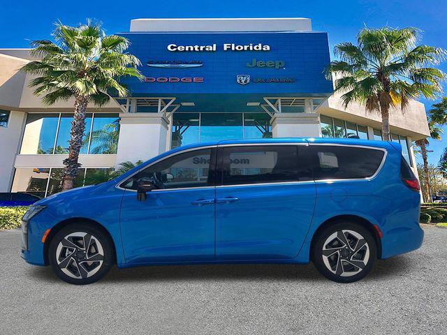 2027 Chrysler Pacifica Limited
