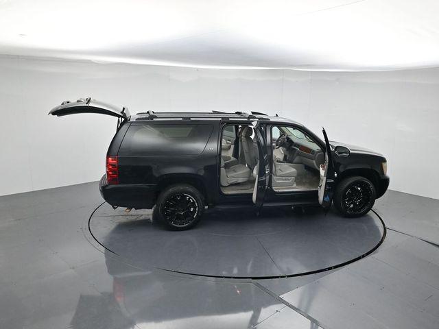 2008 Chevrolet Suburban LTZ
