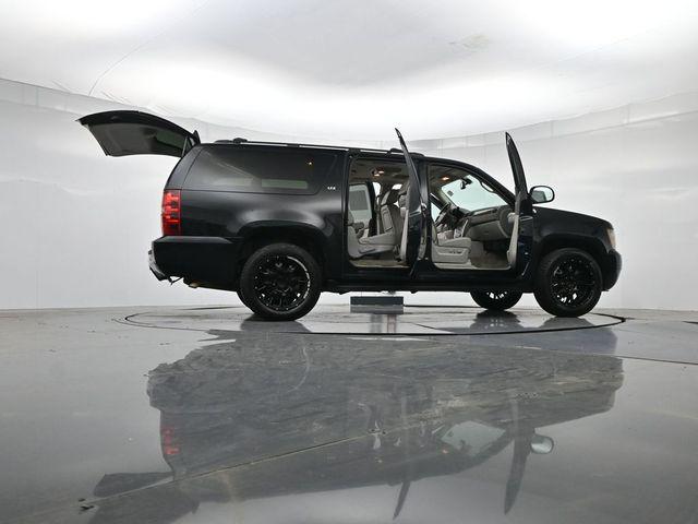 2008 Chevrolet Suburban LTZ