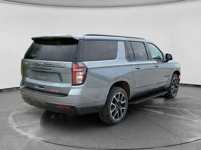 2022 Chevrolet Suburban 4WD RST