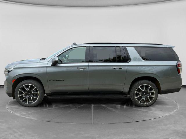 2022 Chevrolet Suburban 4WD RST