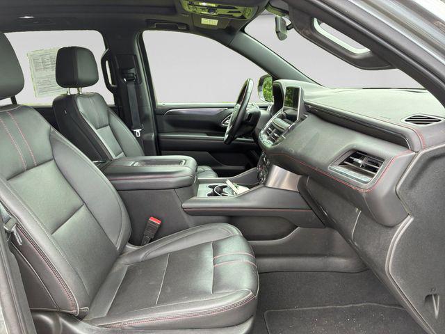 2022 Chevrolet Suburban 4WD RST