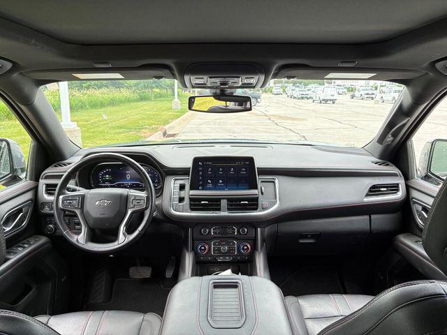 2022 Chevrolet Suburban 4WD RST