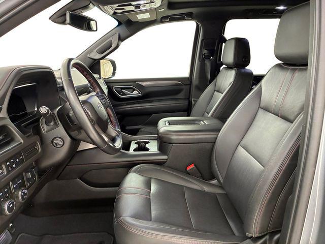 2022 Chevrolet Suburban 4WD RST