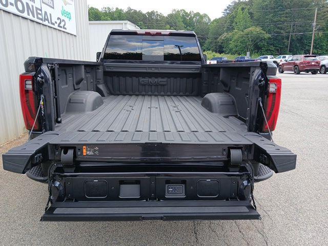 2025 GMC Sierra 3500HD 4WD Crew Cab Long Bed Denali Ultimate