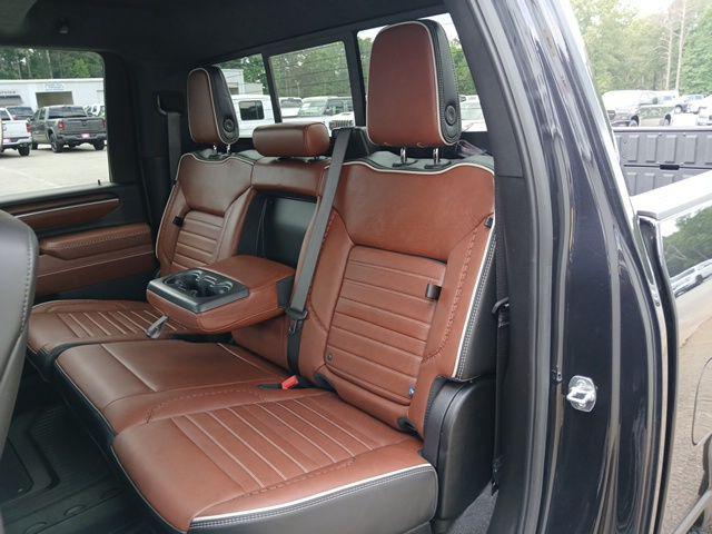 2025 GMC Sierra 3500HD 4WD Crew Cab Long Bed Denali Ultimate