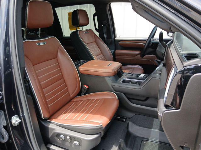 2025 GMC Sierra 3500HD 4WD Crew Cab Long Bed Denali Ultimate