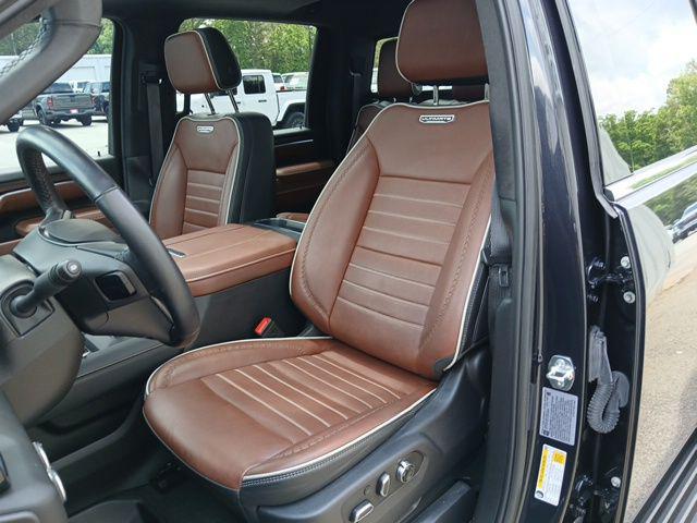 2025 GMC Sierra 3500HD 4WD Crew Cab Long Bed Denali Ultimate