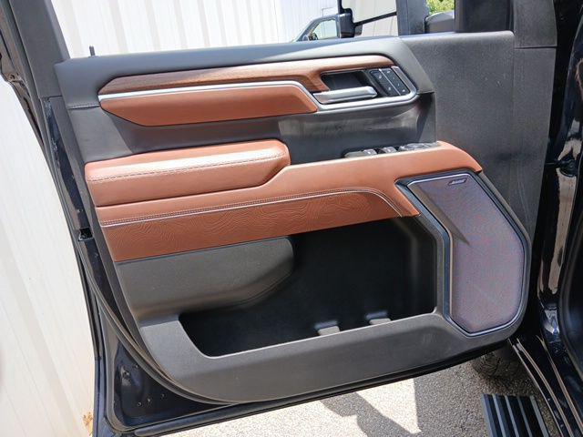 2025 GMC Sierra 3500HD 4WD Crew Cab Long Bed Denali Ultimate