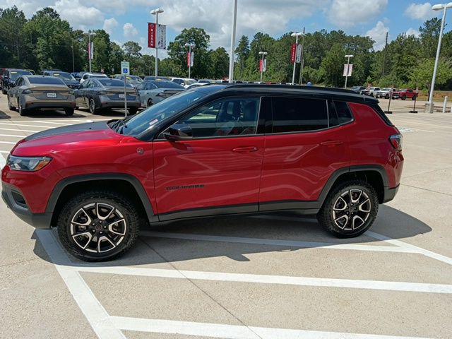 2025 Jeep Compass Trailhawk 4x4