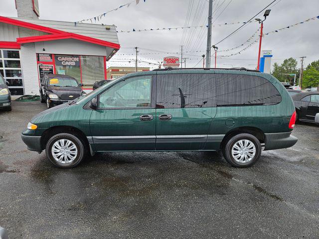 1998 Dodge Grand Caravan SE