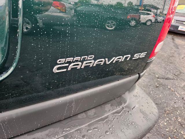 1998 Dodge Grand Caravan SE
