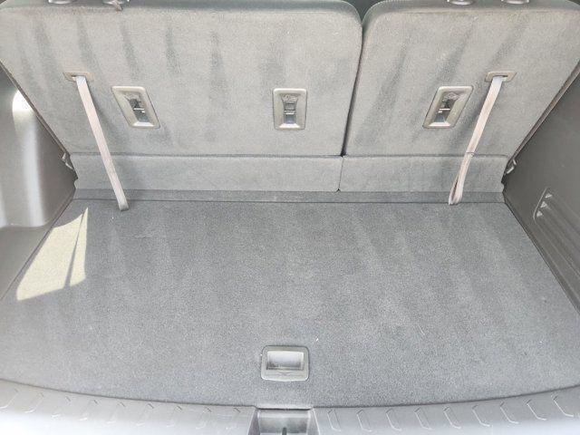 2022 Chevrolet Traverse FWD LT Cloth