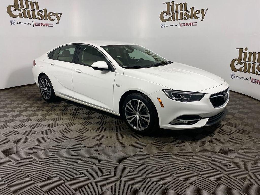 Summit White 2018 Buick Regal Sportback Essence AWD Sedan All-Wheel Drive Automatic