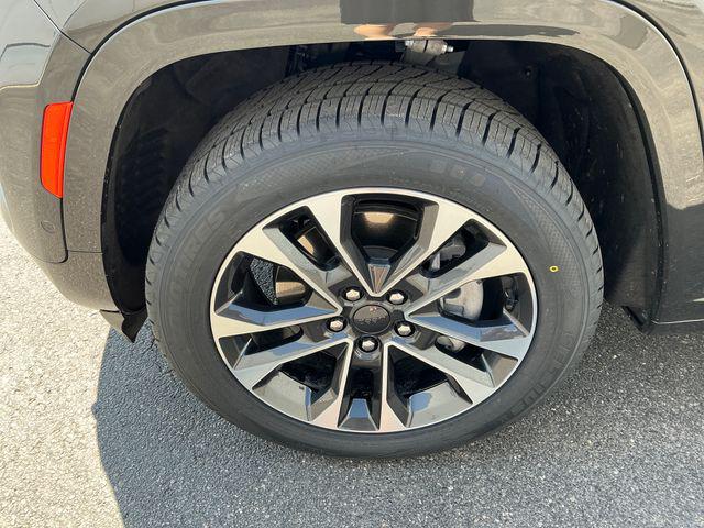2023 Jeep Grand Cherokee L Overland 4x4