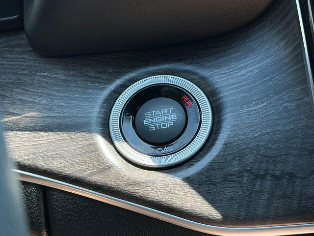 2023 Jeep Grand Cherokee L Overland 4x4