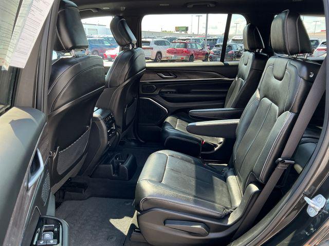 2023 Jeep Grand Cherokee L Overland 4x4