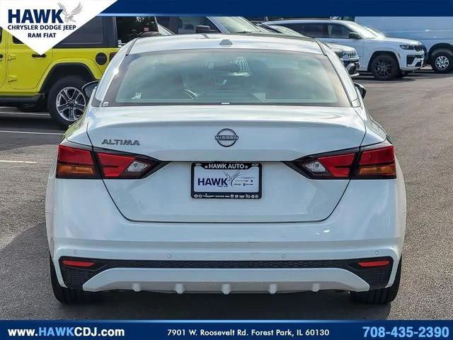 2025 Nissan Altima SV FWD