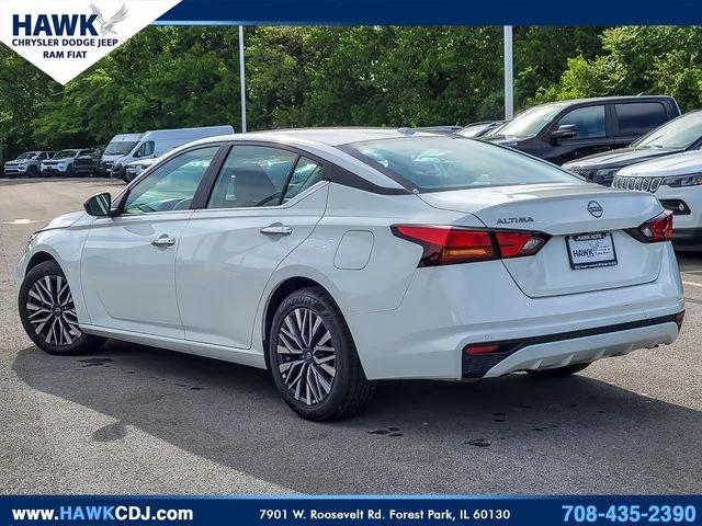 2025 Nissan Altima SV FWD