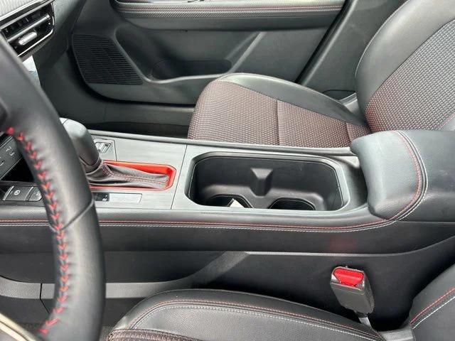 2025 Nissan Kicks SR Intelligent AWD