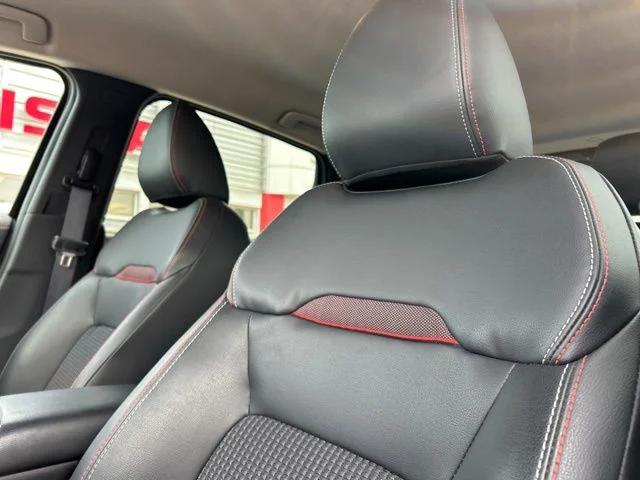 2025 Nissan Kicks SR Intelligent AWD