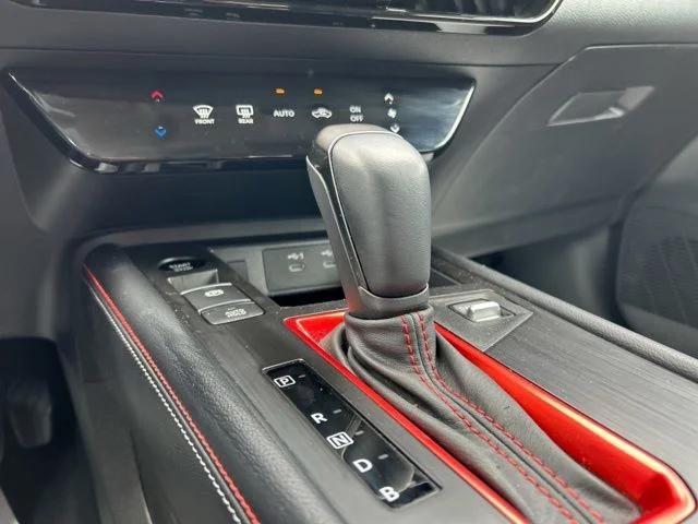2025 Nissan Kicks SR Intelligent AWD