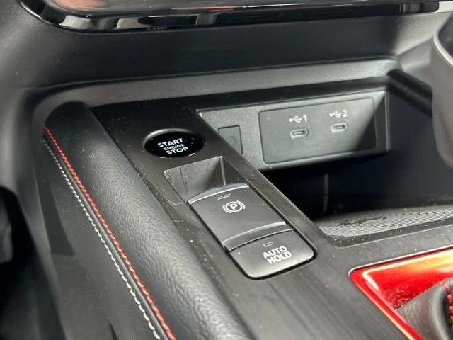 2025 Nissan Kicks SR Intelligent AWD