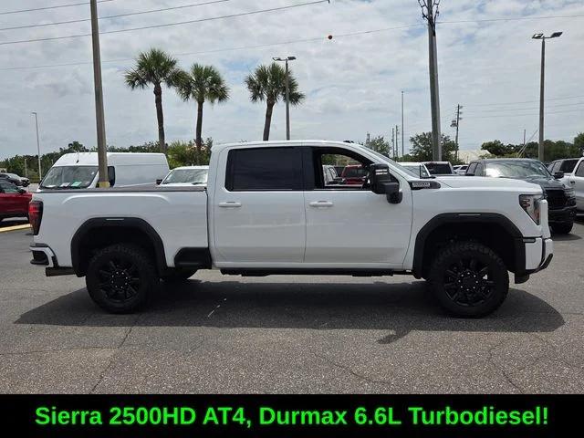 2024 GMC Sierra 2500HD 4WD Crew Cab Standard Bed AT4