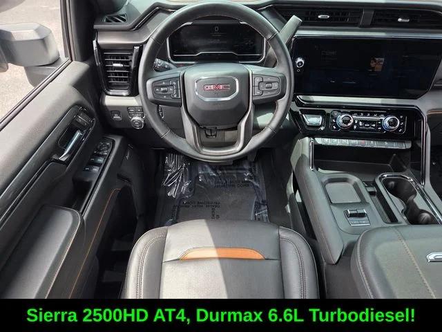 2024 GMC Sierra 2500HD 4WD Crew Cab Standard Bed AT4