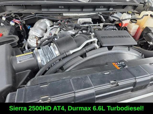 2024 GMC Sierra 2500HD 4WD Crew Cab Standard Bed AT4