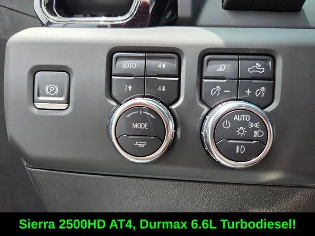 2024 GMC Sierra 2500HD 4WD Crew Cab Standard Bed AT4
