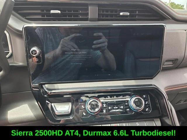 2024 GMC Sierra 2500HD 4WD Crew Cab Standard Bed AT4