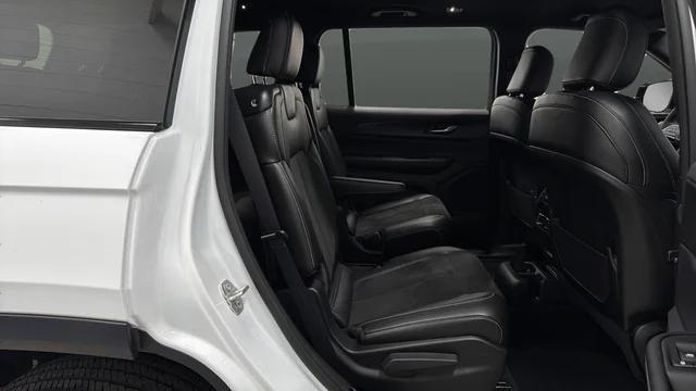 2024 Jeep Grand Cherokee L Altitude 4x4
