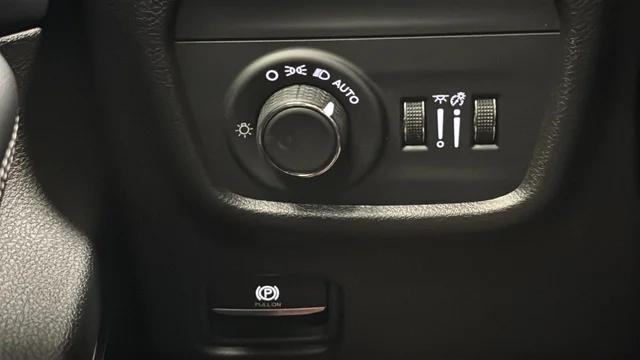 2024 Jeep Grand Cherokee L Altitude 4x4