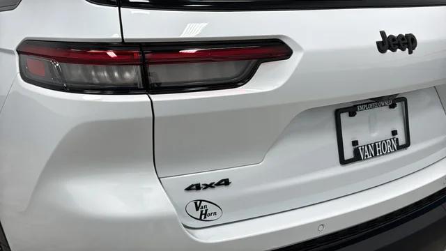 2024 Jeep Grand Cherokee L Altitude 4x4