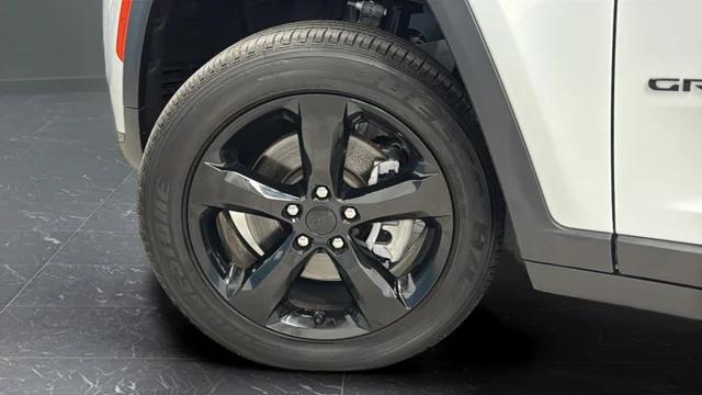 2024 Jeep Grand Cherokee L Altitude 4x4