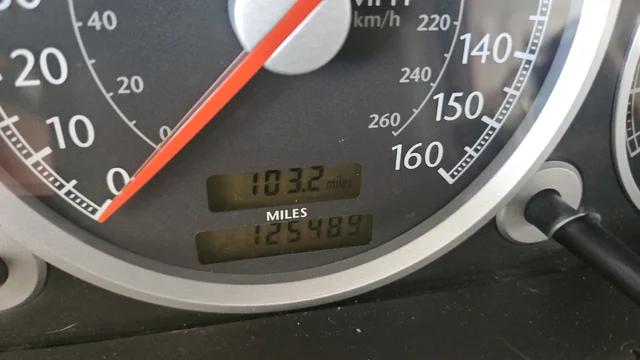 2004 Chrysler Crossfire Base