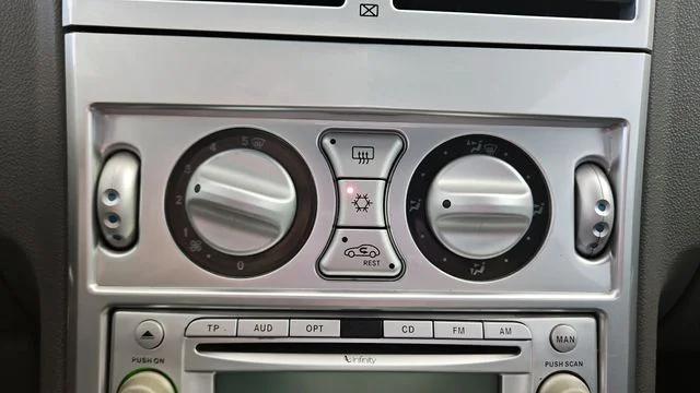 2004 Chrysler Crossfire Base