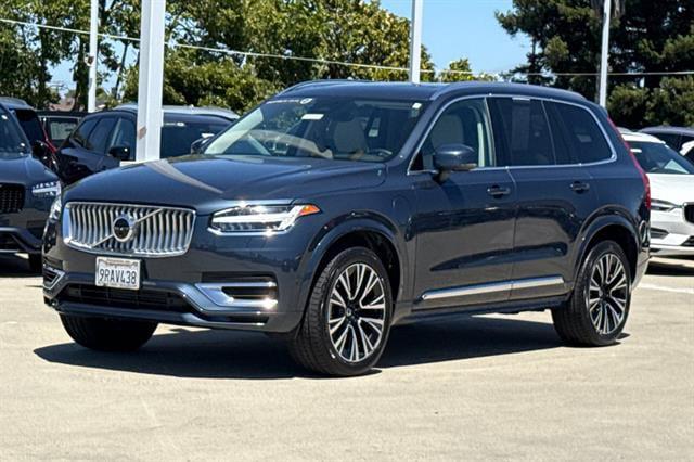 2025 Volvo XC90 Plug-In Hybrid Plus