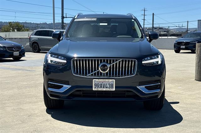 2025 Volvo XC90 Plug-In Hybrid Plus