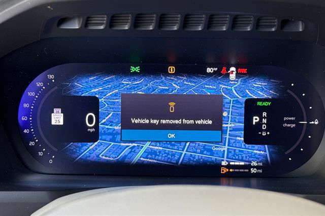 2025 Volvo XC90 Plug-In Hybrid Plus