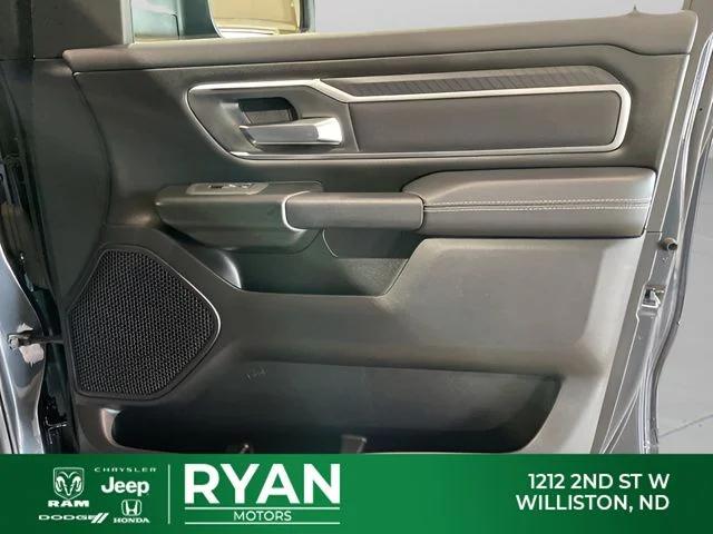 2025 Ram 1500 Big Horn Crew Cab 4x4 5'7" Box
